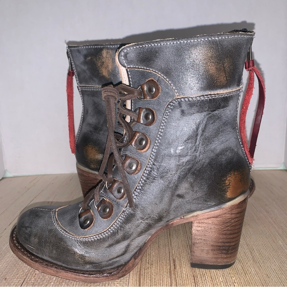 Freebird Borow Boots Ice Gray/Brown distressed Women’s 7 Biker Western Boho - Picture 9 of 16
